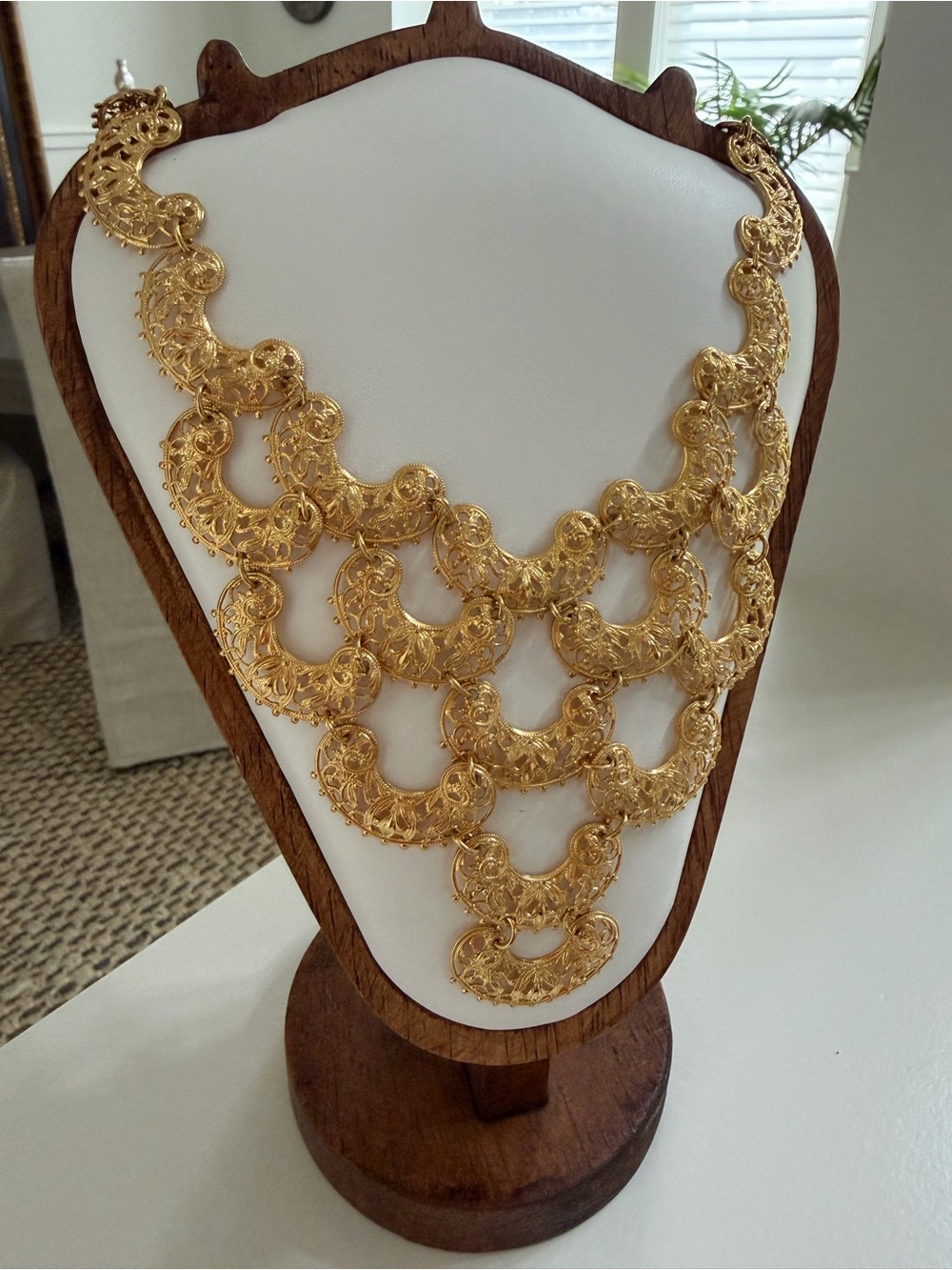 Excellent Condition- Vintage Vendome Necklace - Picture 2 of 8